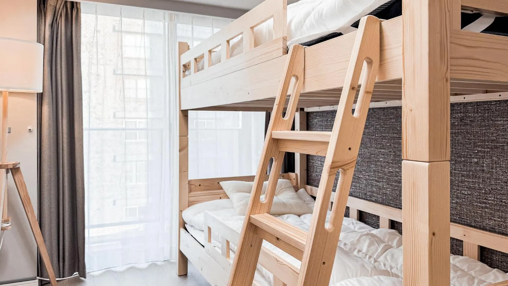 Triphome Nakano 2025 Bunk Bed Tokyo